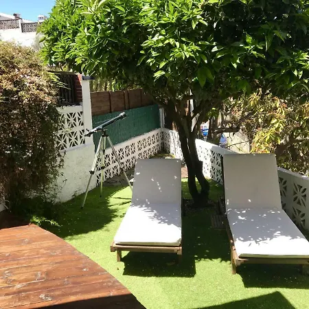Flatguest - Glass House Holiday home *